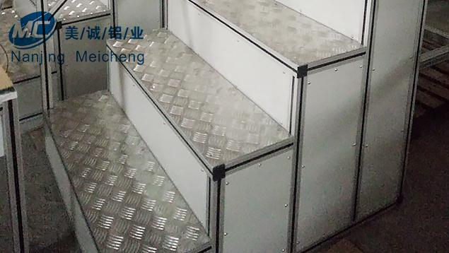 鋁型材工業梯MC001 鋁型材工業梯MC001